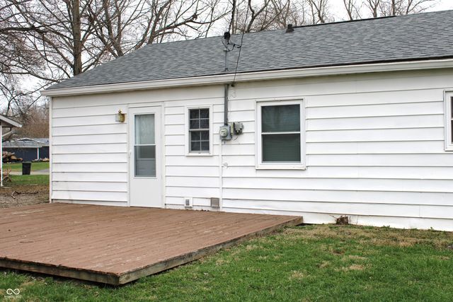 138 Crestwood Drive, New Whiteland, IN 46184