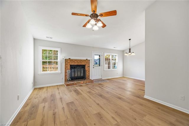 929 Pink Star CT, Virginia Beach, VA 23454