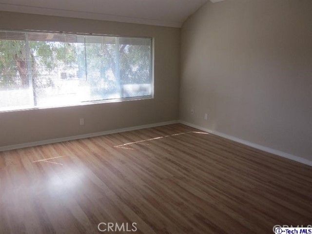 9542 Via Venezia, Burbank, CA 91504