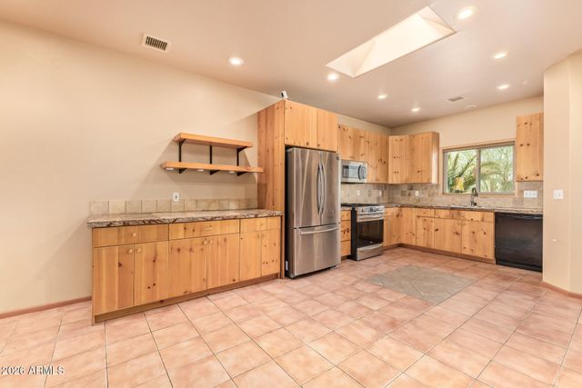 15137 S Moon Valley Road, Arizona City, AZ 85123