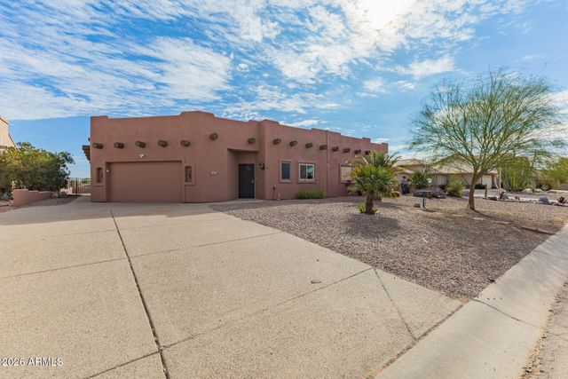 15137 S Moon Valley Road, Arizona City, AZ 85123