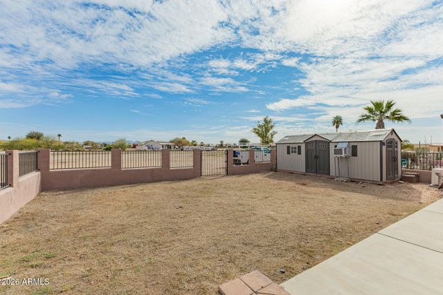 15137 S Moon Valley Road, Arizona City, AZ 85123