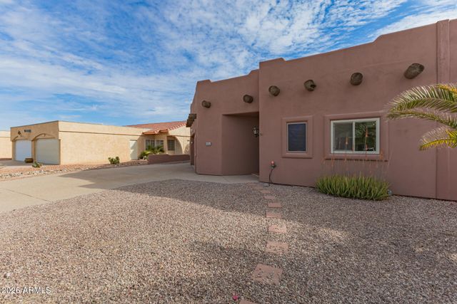 15137 S Moon Valley Road, Arizona City, AZ 85123