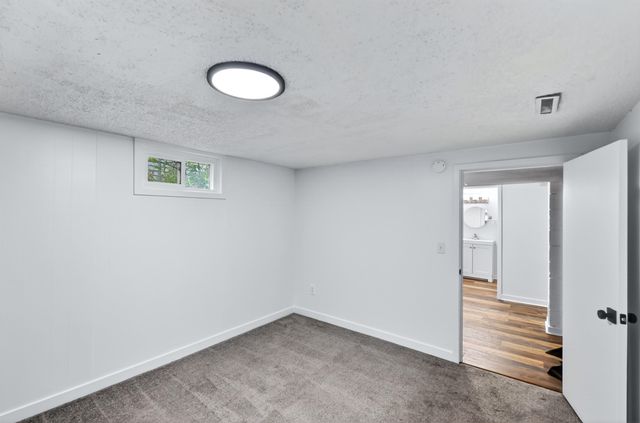 4007 E Grace Ave, Spokane, WA 99212