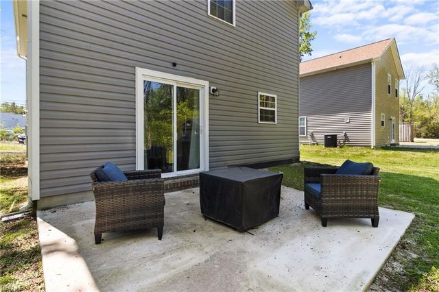 102 Tree Ln # A, Suffolk, VA 23437