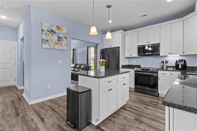 102 Tree Ln # A, Suffolk, VA 23437