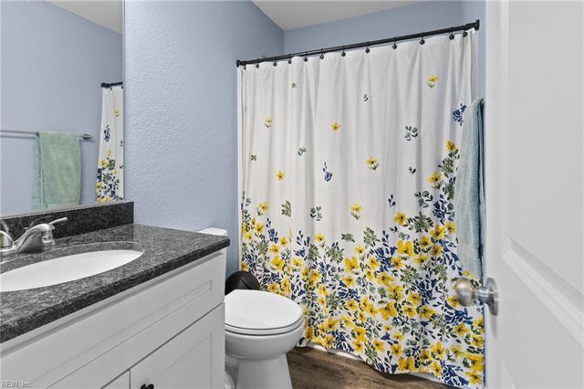 102 Tree Ln # A, Suffolk, VA 23437