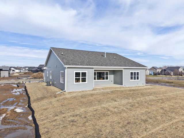 7712 Larkspur Lane, Deforest, WI 53532