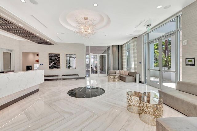 475 E Royal Palm Road Ph 906, Boca Raton, FL 33432