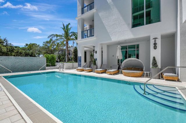 475 E Royal Palm Road Ph 906, Boca Raton, FL 33432