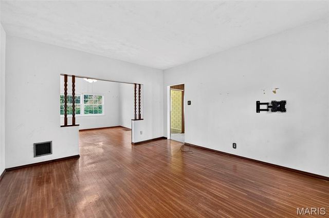 446 Sappington Barracks Road, Unincorporated, MO 63125