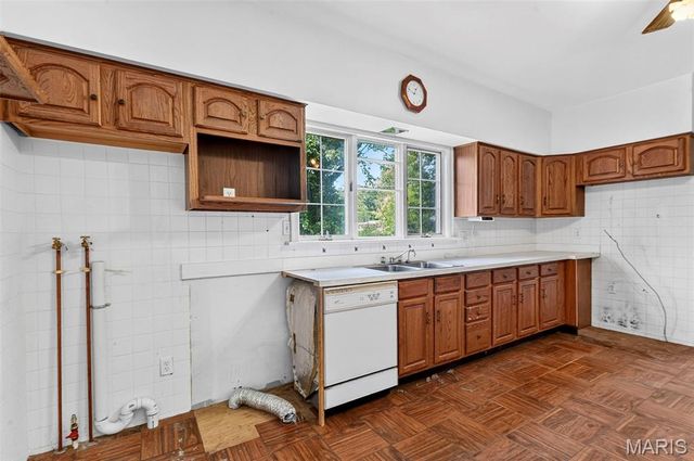446 Sappington Barracks Road, Unincorporated, MO 63125