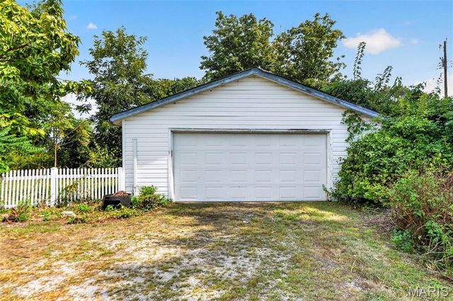 446 Sappington Barracks Road, Unincorporated, MO 63125