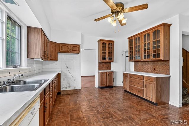 446 Sappington Barracks Road, Unincorporated, MO 63125
