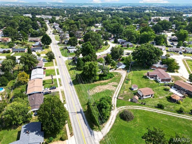 446 Sappington Barracks Road, Unincorporated, MO 63125