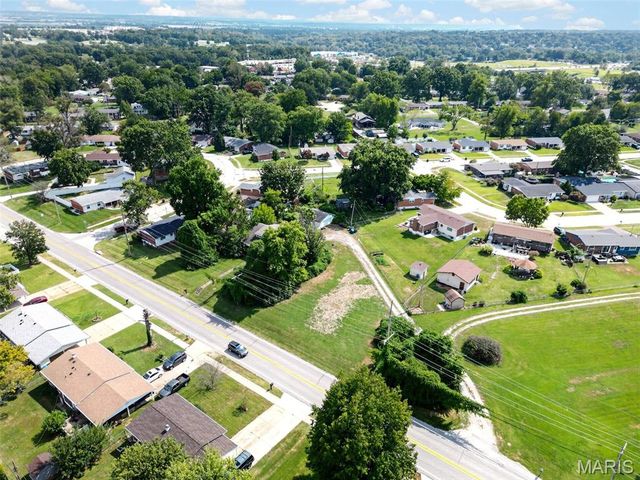 446 Sappington Barracks Road, Unincorporated, MO 63125