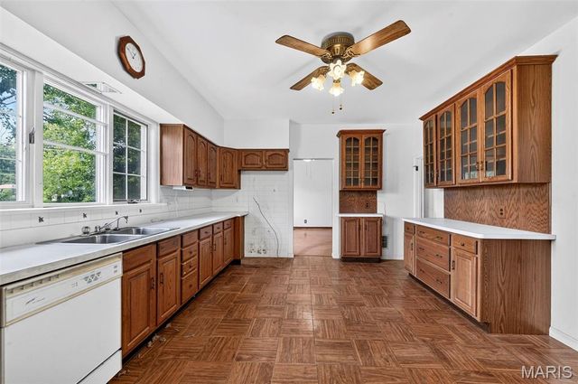 446 Sappington Barracks Road, Unincorporated, MO 63125