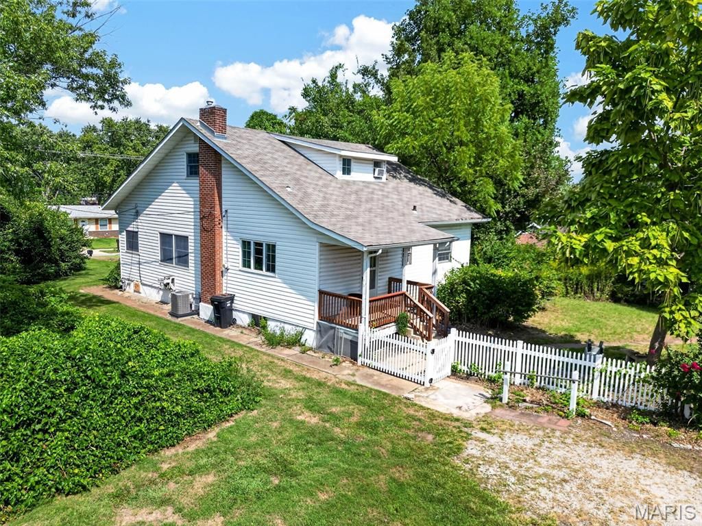 446 Sappington Barracks Road, Unincorporated, MO 63125