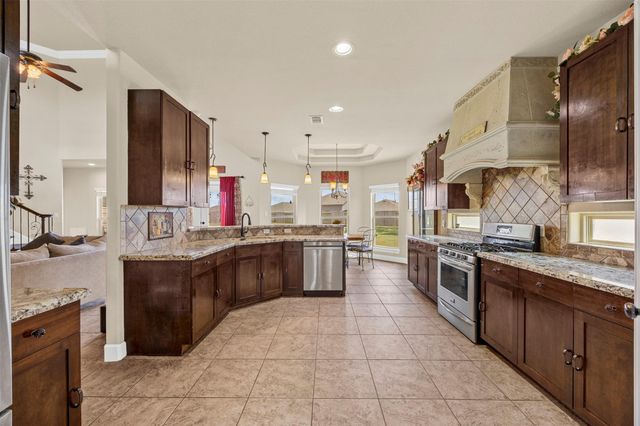 119 Crown Point Court, Magnolia, TX 77354