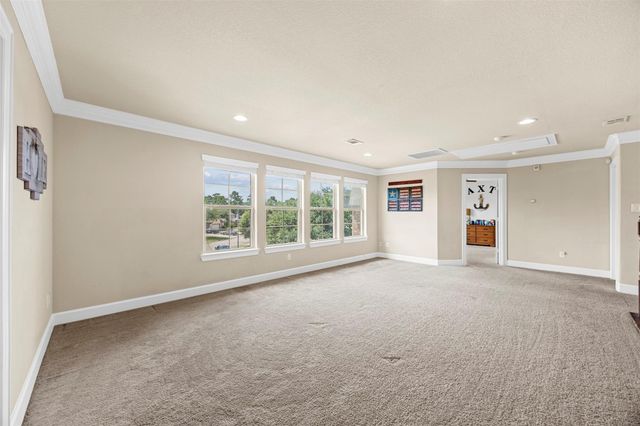 119 Crown Point Court, Magnolia, TX 77354