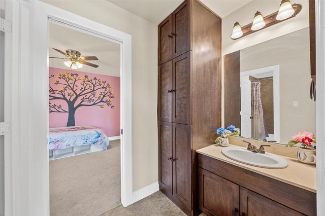 119 Crown Point Court, Magnolia, TX 77354