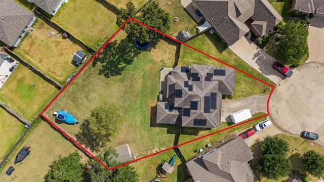 119 Crown Point Court, Magnolia, TX 77354
