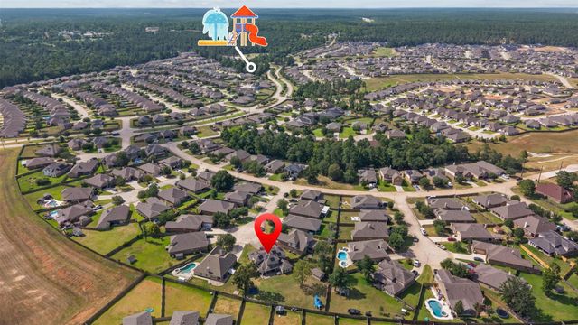 119 Crown Point Court, Magnolia, TX 77354