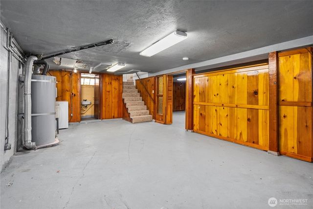 6027 S Bell Street, Tacoma, WA 98408