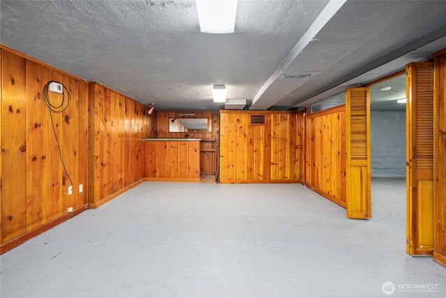 6027 S Bell Street, Tacoma, WA 98408