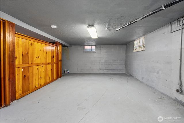 6027 S Bell Street, Tacoma, WA 98408