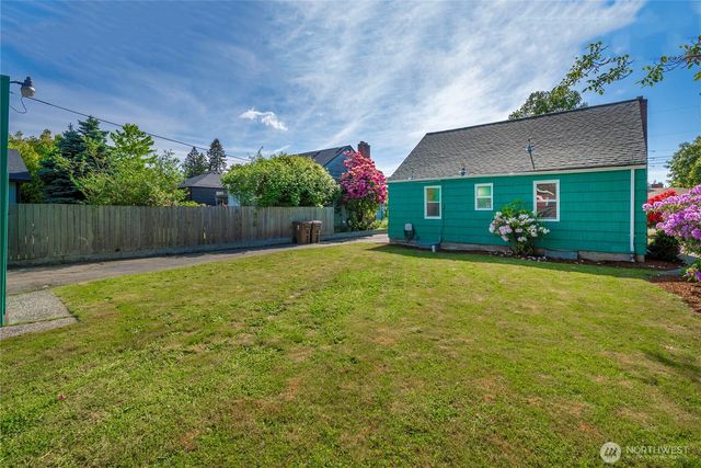 6027 S Bell Street, Tacoma, WA 98408