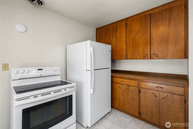 6027 S Bell Street, Tacoma, WA 98408
