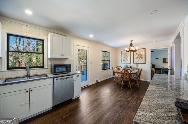 704 Forest Heights Drive, Athens, GA 30606