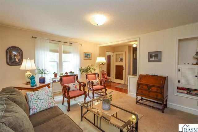 321 Center Street, Mankato, MN 56001
