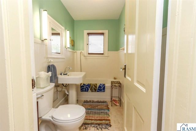 321 Center Street, Mankato, MN 56001