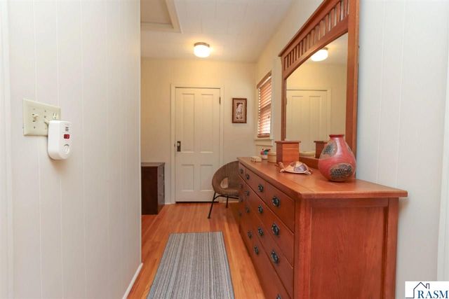 321 Center Street, Mankato, MN 56001