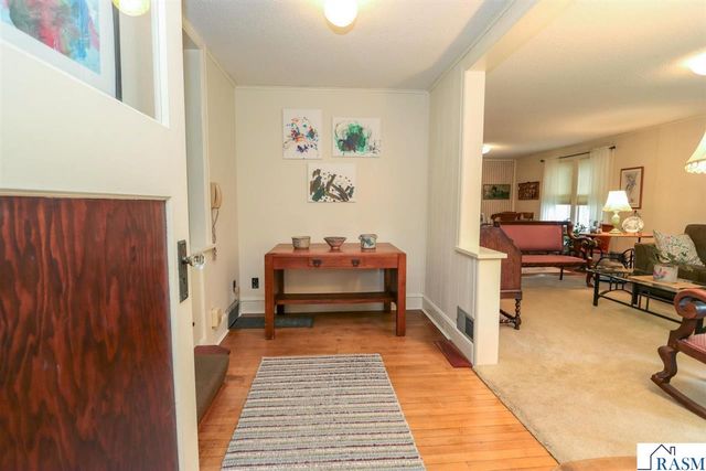 321 Center Street, Mankato, MN 56001