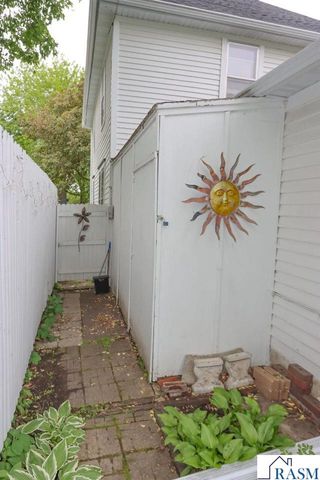321 Center Street, Mankato, MN 56001