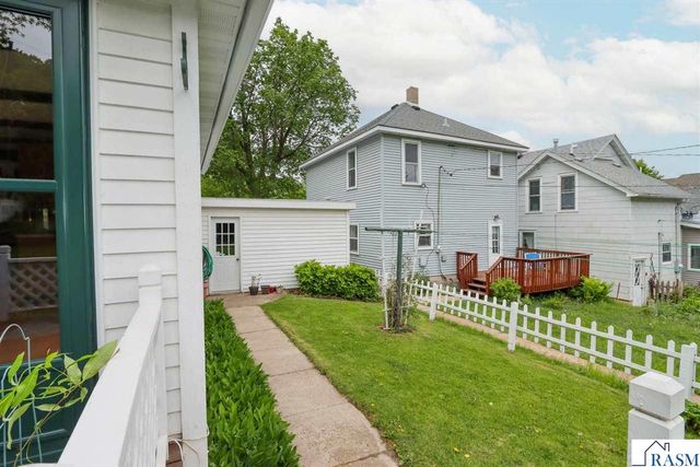 321 Center Street, Mankato, MN 56001