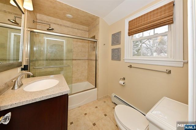 26 Large Avenue, Hillsdale, NJ 07642