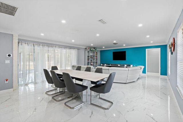 7328 Saint Andrews Road, Lake Worth, FL 33467