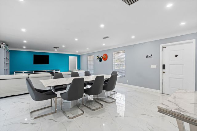 7328 Saint Andrews Road, Lake Worth, FL 33467