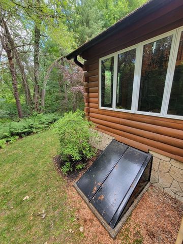 46 Karen Lee Ln, Tewksbury, MA 01876