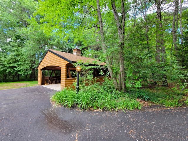 46 Karen Lee Ln, Tewksbury, MA 01876