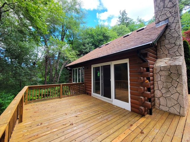 46 Karen Lee Ln, Tewksbury, MA 01876