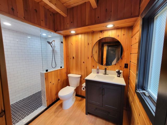 46 Karen Lee Ln, Tewksbury, MA 01876