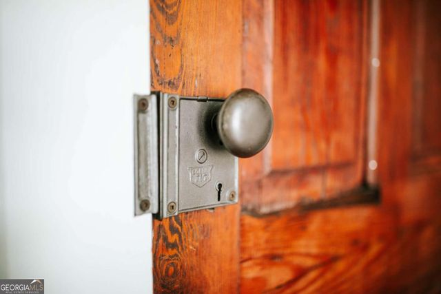 212 Yancey Road, Arnoldsville, GA 30619