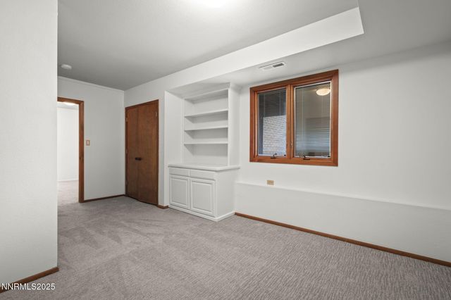 1443 Copper Point Circle, Reno, NV 89519