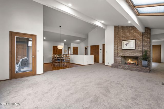 1443 Copper Point Circle, Reno, NV 89519