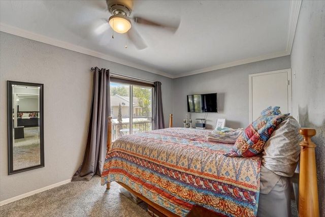 2127 Casa Rio Circle, Dickinson, TX 77539